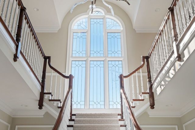 34 BRIDLEWOOD Road, Northbrook, IL 60062