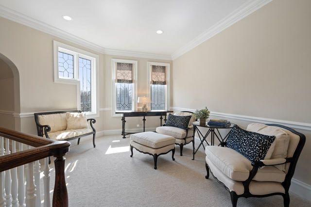 34 BRIDLEWOOD Road, Northbrook, IL 60062