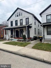 583 MCALLISTER ST, Hanover, PA 17331