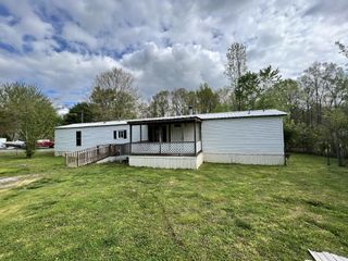 2987 New Bushy Branch Rd, Manchester, TN 37355