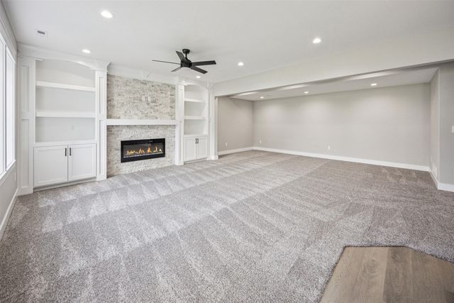 18099 Townsend Drive, Clive, IA 50325