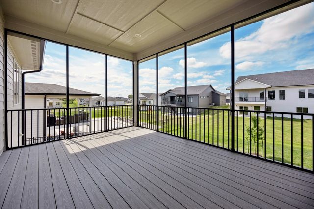 18099 Townsend Drive, Clive, IA 50325