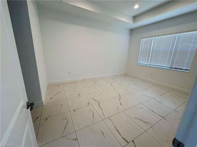 2864 Bloomfield WAY, Naples, FL 34116