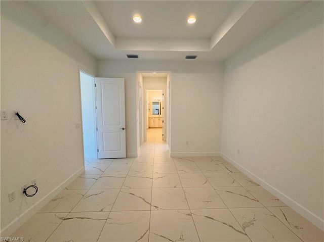 2864 Bloomfield WAY, Naples, FL 34116