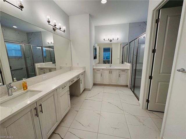 2864 Bloomfield WAY, Naples, FL 34116