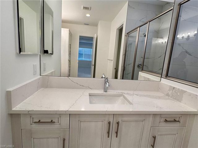 2864 Bloomfield WAY, Naples, FL 34116