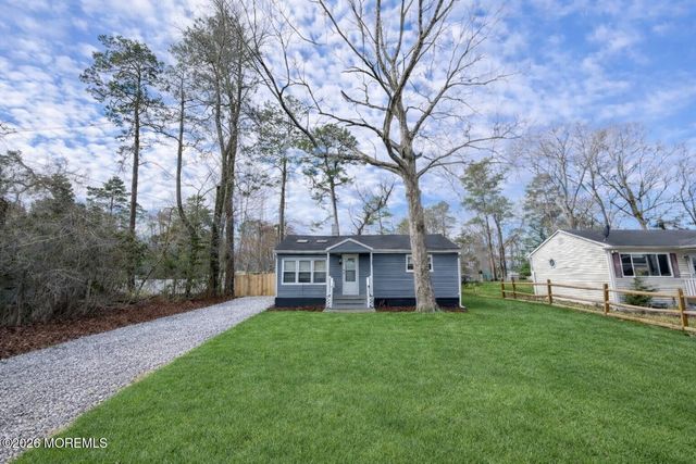 20 Foxglove Street, Browns Mills, NJ 08015