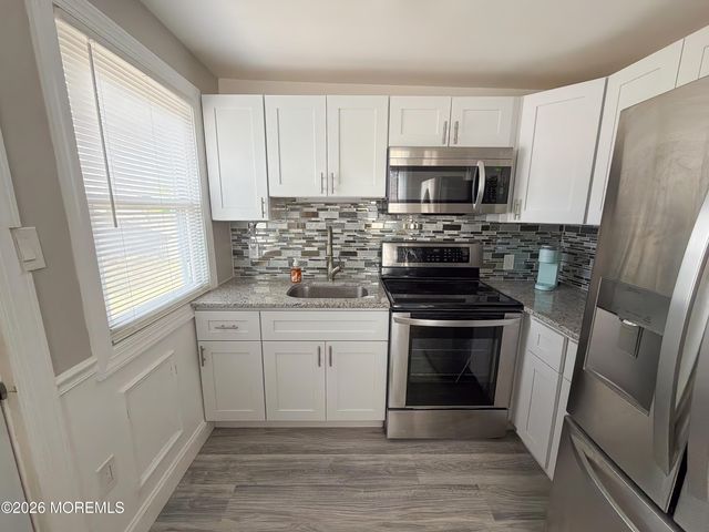 20 Foxglove Street, Browns Mills, NJ 08015