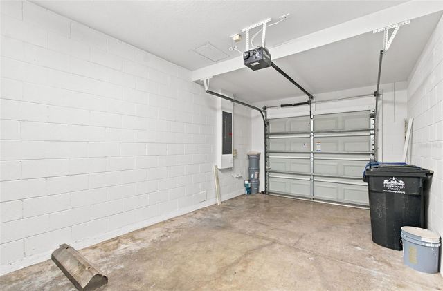 8574 TRAIL WIND DRIVE, Tampa, FL 33647