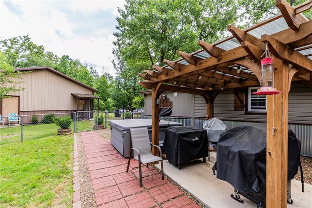 13457 Redbird Lane, Bentonville, AR 72712