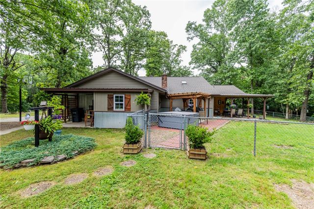 13457 Redbird Lane, Bentonville, AR 72712