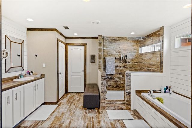 13511 COUNTY ROAD 1141, Tyler, TX 75703