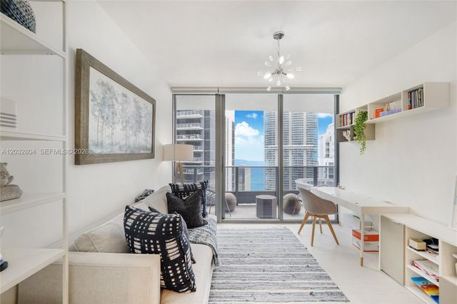 1000 Brickell Plz 4401, Miami, FL 33131