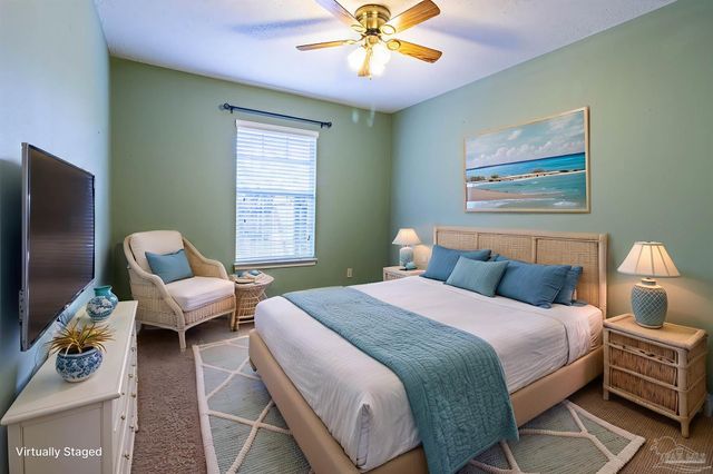 2865 Winners Cir Dr, Navarre, FL 32566