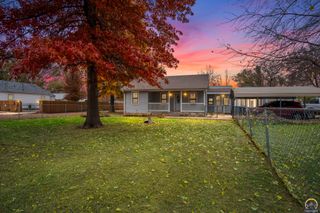 306 NE Lyman RD, Topeka, KS 66608