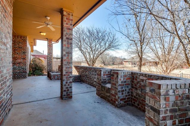 1113 Lanie Lane, Moore, OK 73160