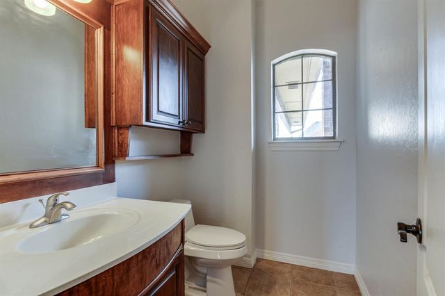 1113 Lanie Lane, Moore, OK 73160