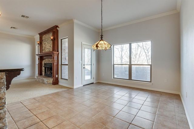 1113 Lanie Lane, Moore, OK 73160