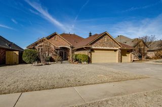 1113 Lanie Lane, Moore, OK 73160