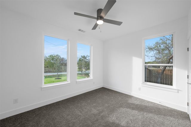 105 Anderson Street, Hillsboro, TX 76645