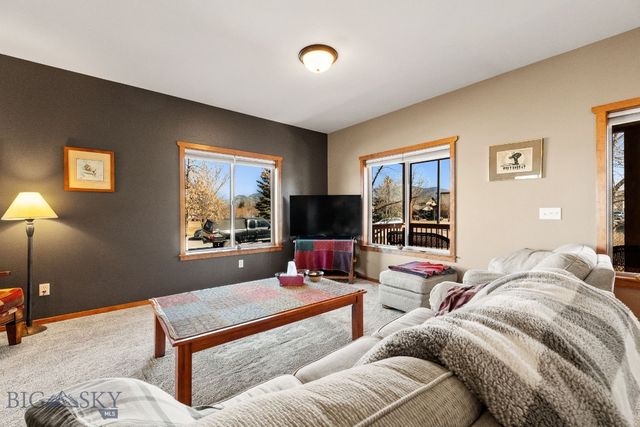 999 Jessie Way, Bozeman, MT 59715