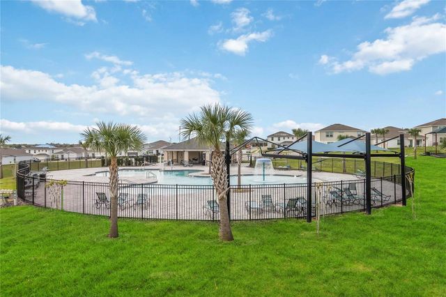 2620 MAGNOLIA AVENUE, Davenport, FL 33837