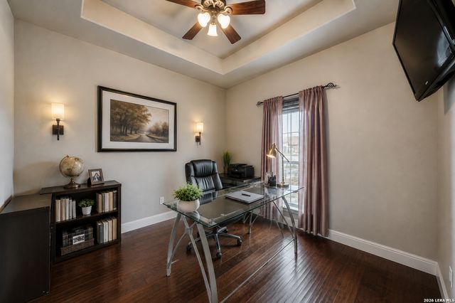 112 S ABREGO XING, Floresville, TX 78114