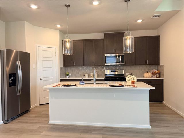 14032 Granger Pointe Lane, Conroe, TX 77302