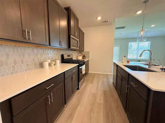 14032 Granger Pointe Lane, Conroe, TX 77302