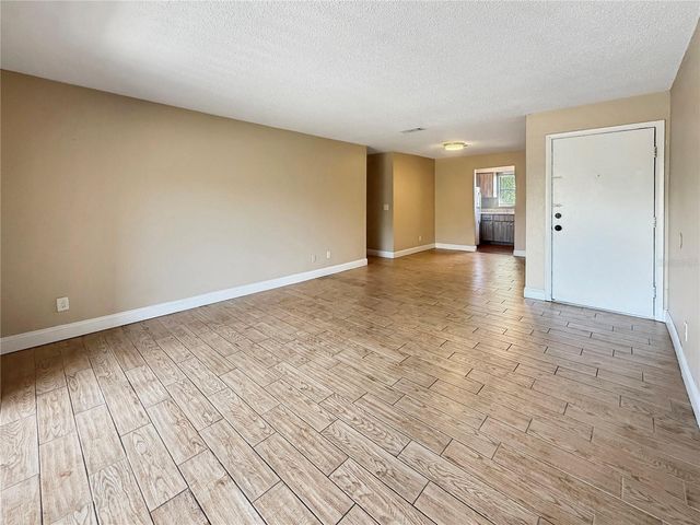 7210 N MANHATTAN AVENUE 2524, Tampa, FL 33614