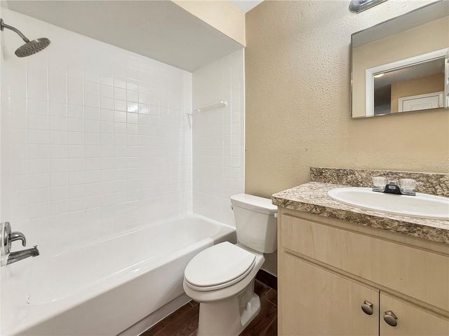 7210 N MANHATTAN AVENUE 2524, Tampa, FL 33614