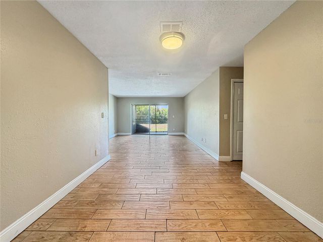 7210 N MANHATTAN AVENUE 2524, Tampa, FL 33614