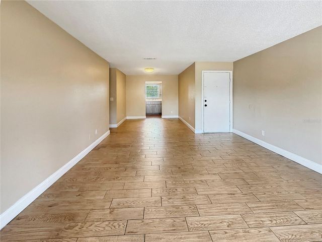 7210 N MANHATTAN AVENUE 2524, Tampa, FL 33614