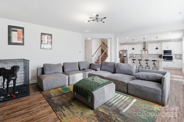 8220 Hudson Forest Drive, Charlotte, NC 28269