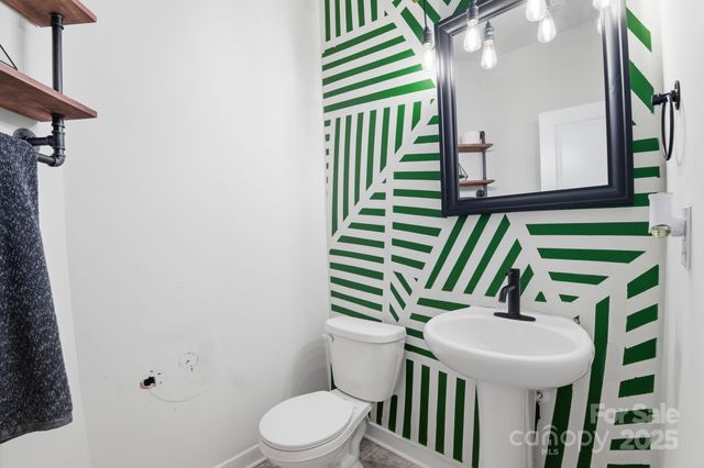 8220 Hudson Forest Drive, Charlotte, NC 28269