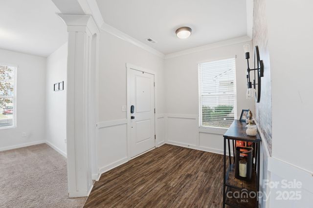 8220 Hudson Forest Drive, Charlotte, NC 28269