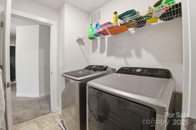 8220 Hudson Forest Drive, Charlotte, NC 28269