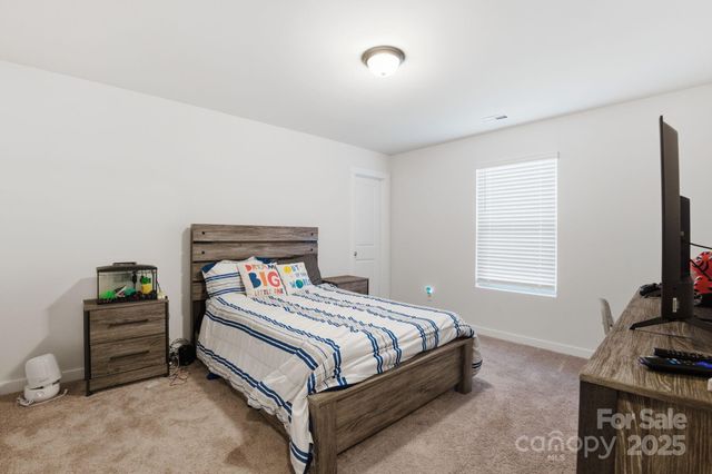 8220 Hudson Forest Drive, Charlotte, NC 28269