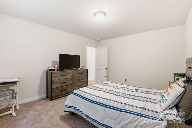 8220 Hudson Forest Drive, Charlotte, NC 28269