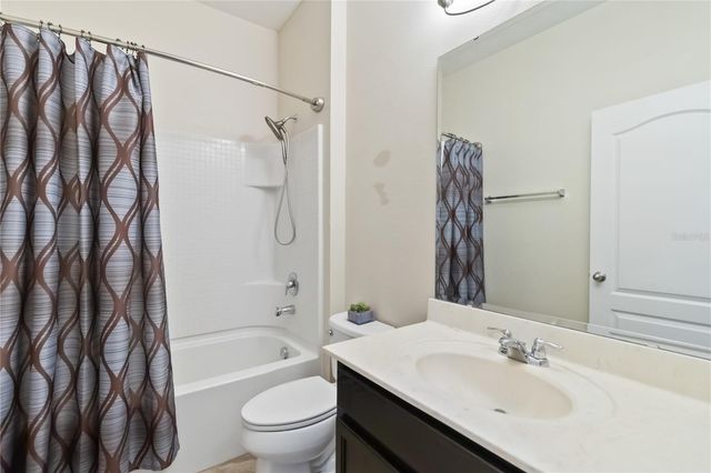 2050 PATRIOT WAY, St Cloud, FL 34769