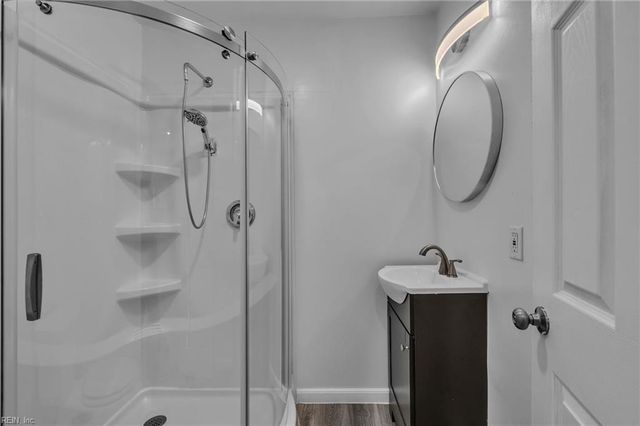 3221 Hyde CIR, Norfolk, VA 23513