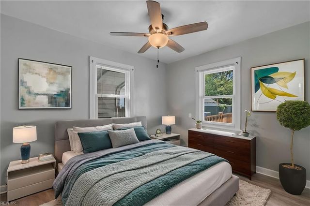 3221 Hyde CIR, Norfolk, VA 23513