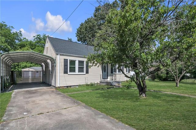 3221 Hyde CIR, Norfolk, VA 23513
