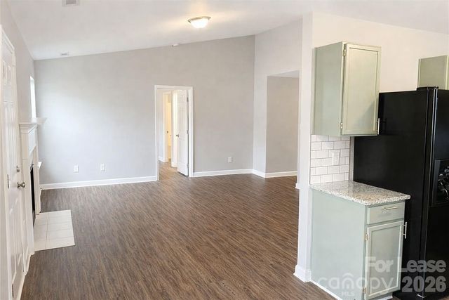 211 Kingville Drive, Charlotte, NC 28213