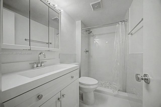 1205 Mariposa Avenue 415, Coral Gables, FL 33146