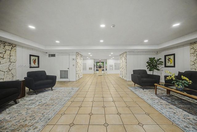 1205 Mariposa Avenue 415, Coral Gables, FL 33146