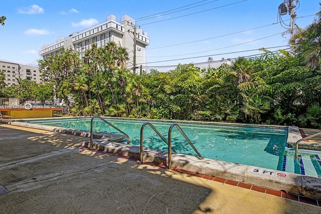 1205 Mariposa Avenue 415, Coral Gables, FL 33146