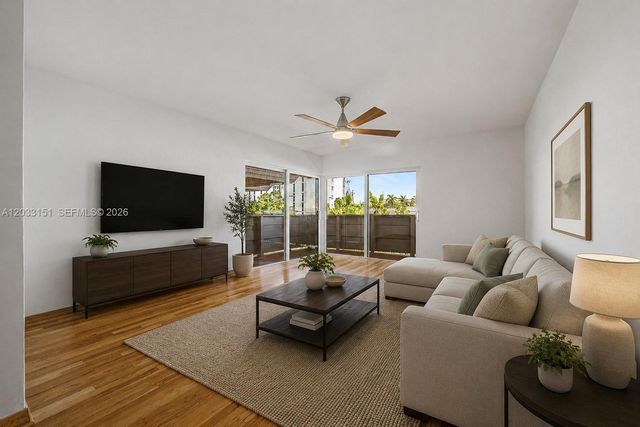 1205 Mariposa Avenue 415, Coral Gables, FL 33146