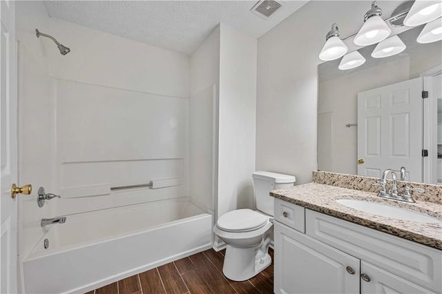 5135 Gable Ridge Way, Sugar Hill, GA 30518