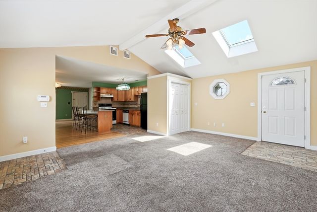 248 Hilldale Ave, Haverhill, MA 01832